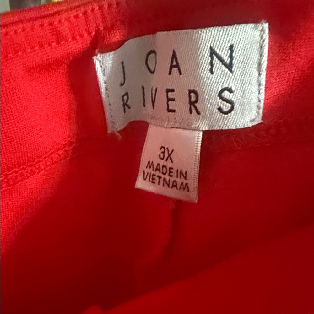 Joan Rivers Vibrant Red Crop Pants Size 3X - Picture 3 of 4
